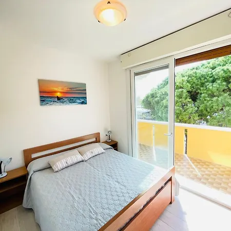 Διαμέρισμα Cozy With Large Balcony